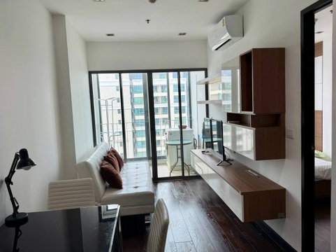 For Rent Condo IDEO Q PHAYATHAI Building 1, Floor 27,1 bed room, Room size 40 sqm