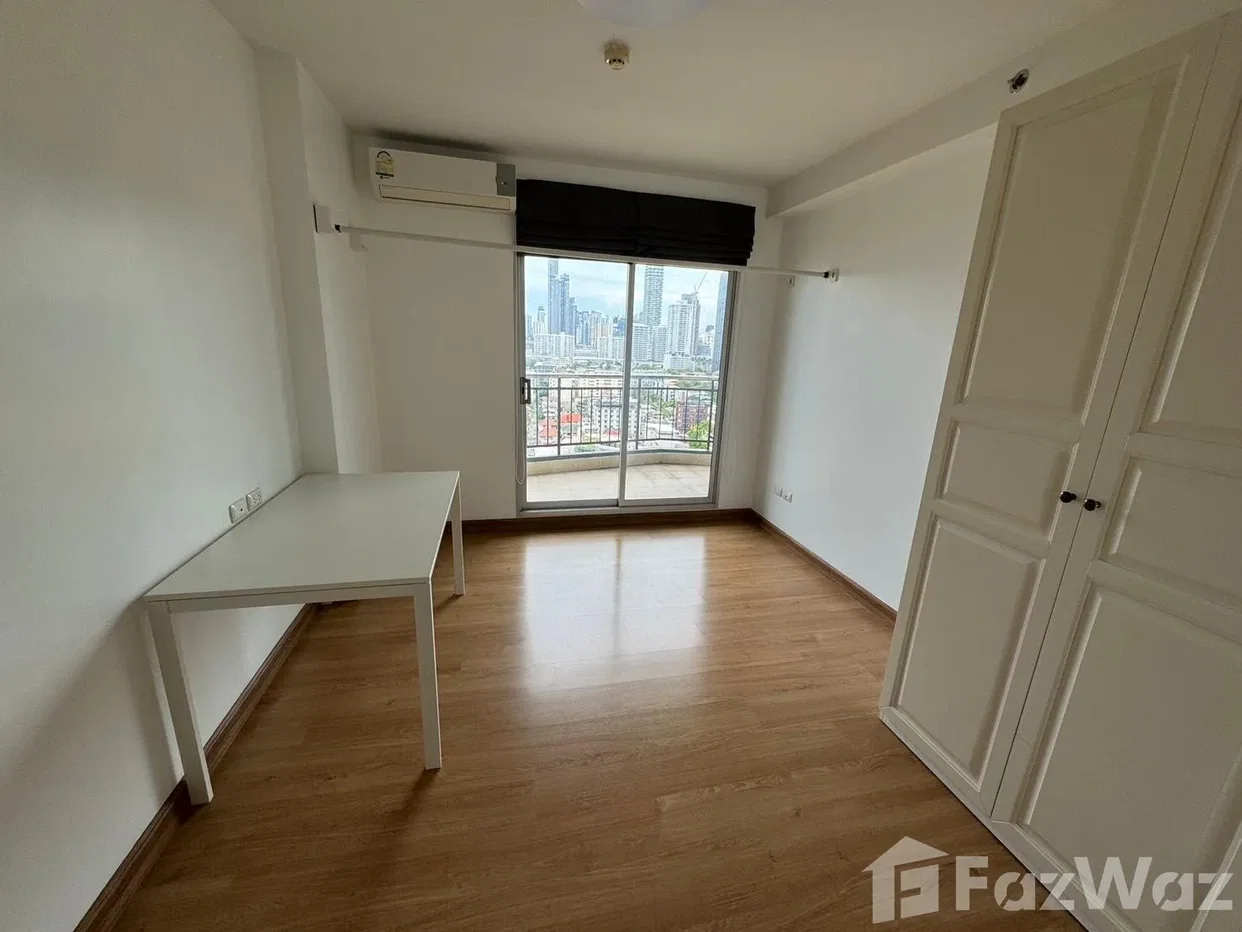 picture 2 Bed 1 Bath for sale at Supalai Park Ekkamai-Thonglor 6663779 - 10/13