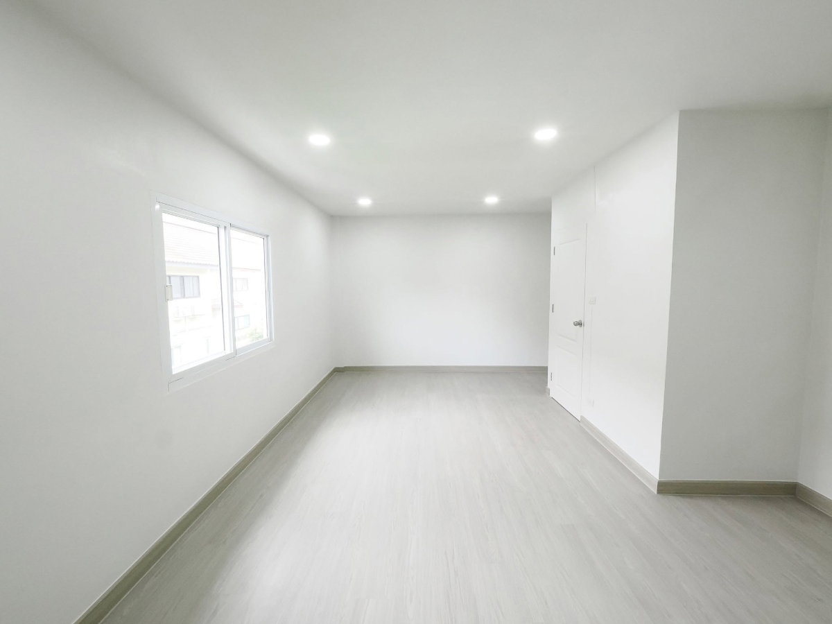 รูป ขายราคาพิเศษ ทาวน์โฮม 3 ชั้น 23.2 ตร.ว. ม.บำรุงวงศ์ 5 ห้องนอน 4 ห้องน้ำ [กาญจนาภิเษก–ปลายบาง]  - รูปที่ 45/59