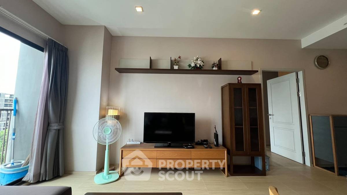 รูป ใกล้ BTS พร้อมพงษ์ เพียง 200 เมตร | 1 ห้องนอน Noble Refine Prompong (ID 3169939) - รูปที่ 4/8