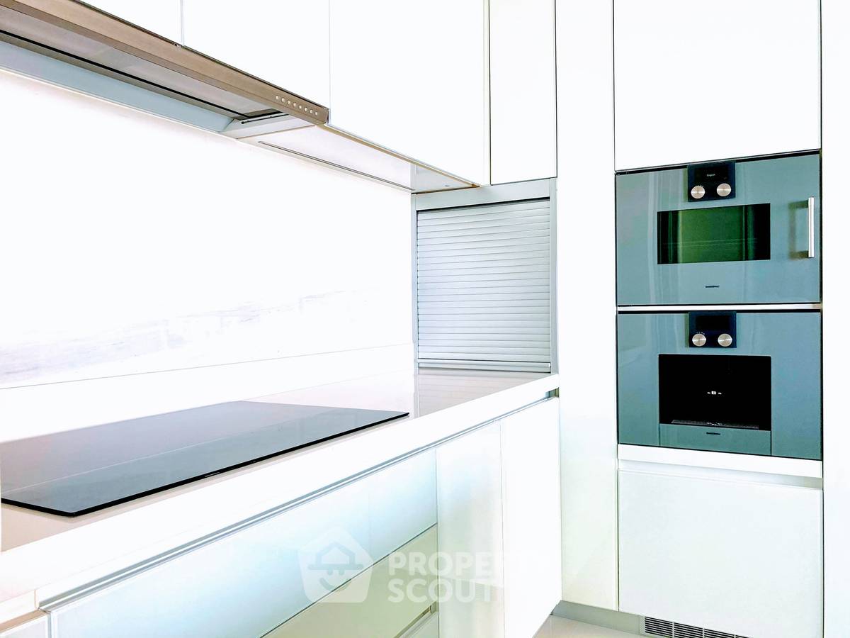 รูป ห่าง BTS พร้อมพงษ์ 100 ม. | คอนโด 2 ห้องนอน Vittorio Sukhumvit 39 (ID 3171045) - รูปที่ 5/14