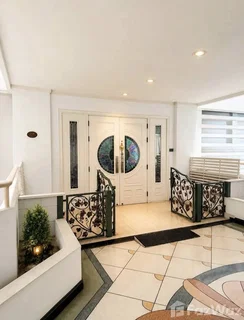 Cozy & Elegant 4-Bedroom Condo | Ready to Move In 6663762