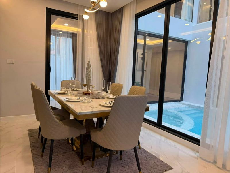 รูป Luxury Pool Villa พัทยา สร้างใหม่ ใกล้ทะเลดงตาล สวยหรู มีสระส่วนตัว - รูปที่ 5/16