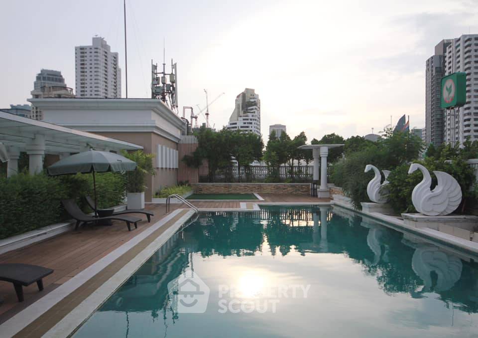 รูป คอนโด 2 ห้องนอน ที่ Le Nice Ekkamai Condominium ใกล้ BTS เอกมัย (ID 889639) - รูปที่ 1/8