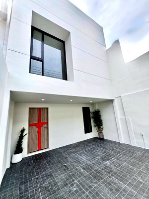 บ้านเดี่ยว เขตลาดพร้าว : ขายบ้านModern
นาคนิวาส44  [ 4,750,000.-]
