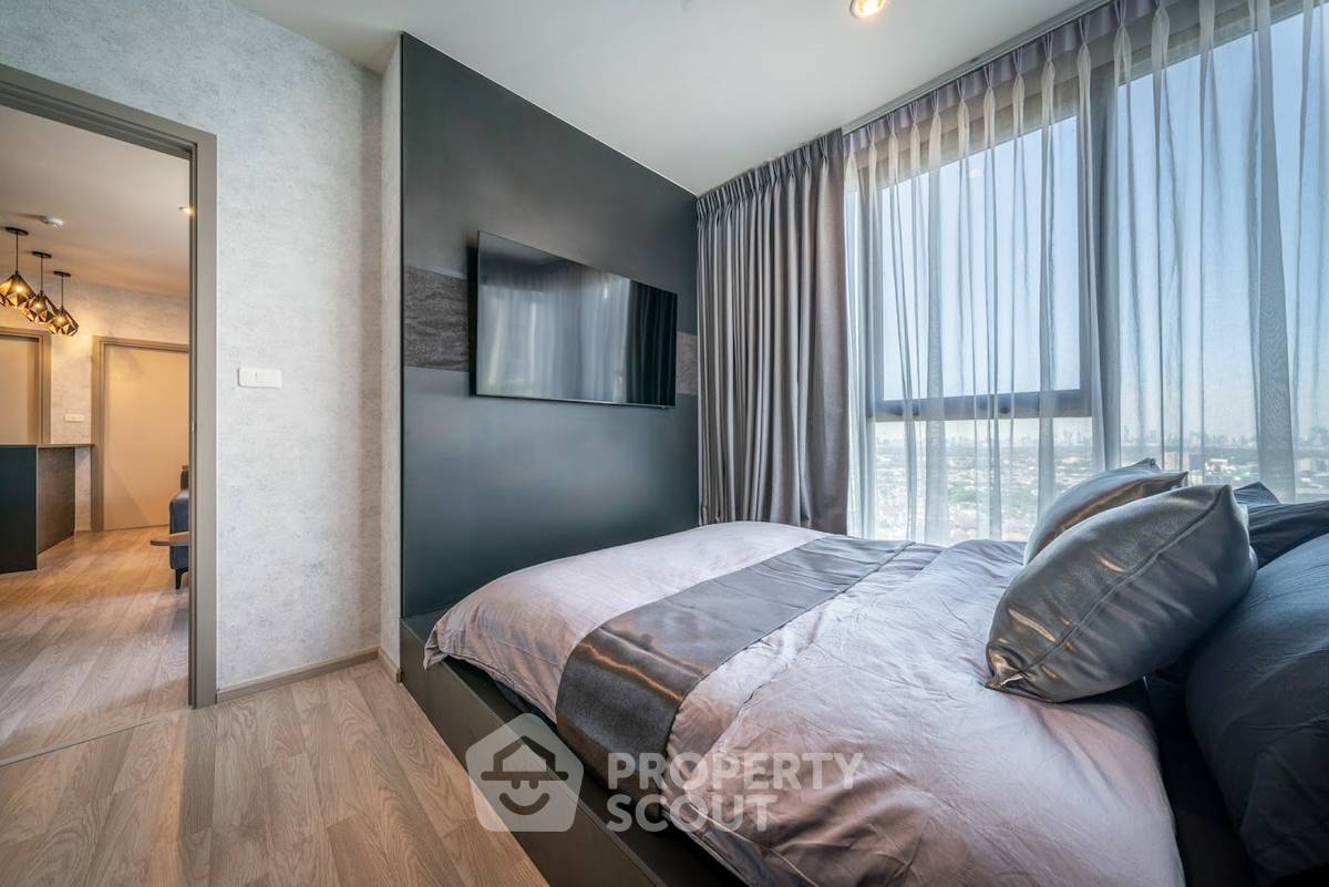 picture 26th-Floor 2-BR Condo, Ideo Mobi Sukhumvit Eastpoint, BTS Bearing (ID 2366039) - 12/32