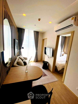 Condos for sale : 35th-Floor 1-BR Noble State 39, 400m To BTS Phrom Phong (ID 1333871)