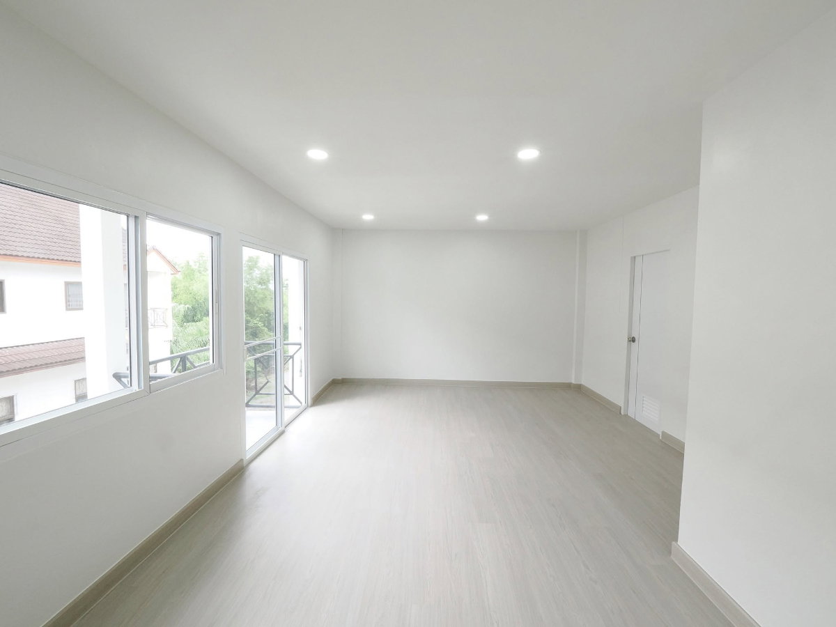 รูป ขายราคาพิเศษ ทาวน์โฮม 3 ชั้น 23.2 ตร.ว. ม.บำรุงวงศ์ 5 ห้องนอน 4 ห้องน้ำ [กาญจนาภิเษก–ปลายบาง]  - รูปที่ 52/59