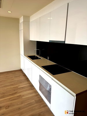 ขายคอนโด : 🌃 2 ห้องนอน ชั้นสูง วิวโล่ง ห้องใหม่ - Noble Form Thonglor ใกล้ BTS ทองหล่อ  