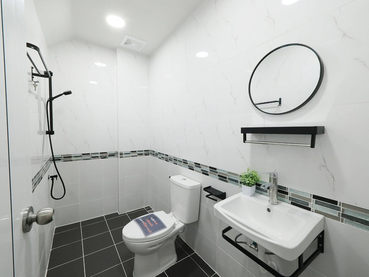 รูป ขายราคาพิเศษ ทาวน์โฮม 3 ชั้น 23.2 ตร.ว. ม.บำรุงวงศ์ 5 ห้องนอน 4 ห้องน้ำ [กาญจนาภิเษก–ปลายบาง]  - รูปที่ 25/59