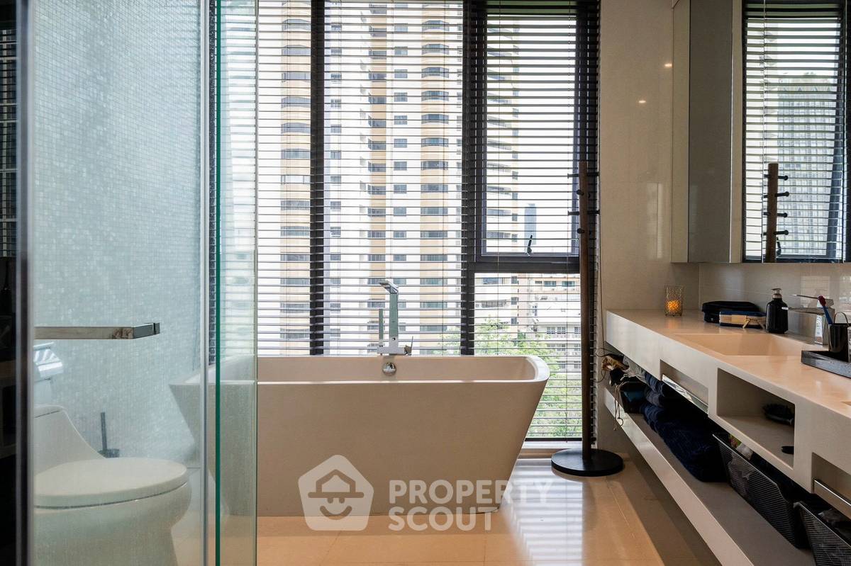 picture 2-BR 141 Sqm For Sale At Vittorio Sukhumvit 39 Near BTS Phrom Phong (ID 3171044) - 10/11