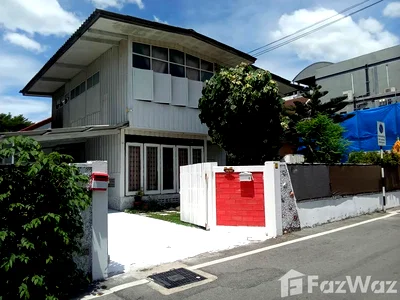 Houses for sale Hua Hin Prachaubkirikhan : 3 Bedroom House for sale in Hua Hin City, Prachuap Khiri Khan  6663664