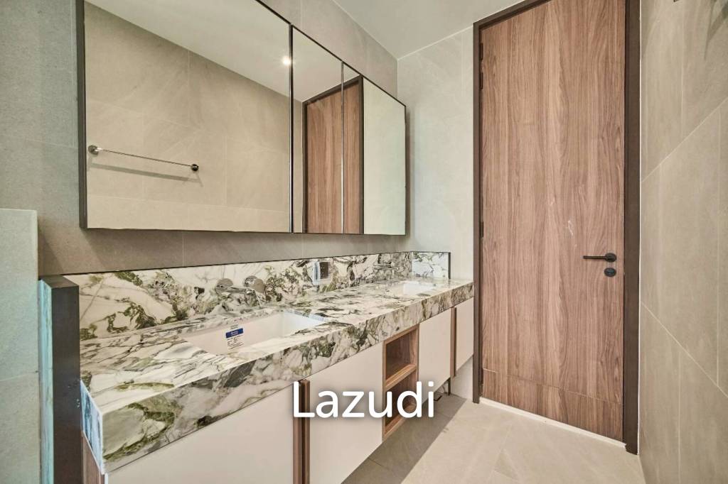 picture Junior Penthouse 3 bed 3 bath 181 sqm at ROMM Convent - 53/74