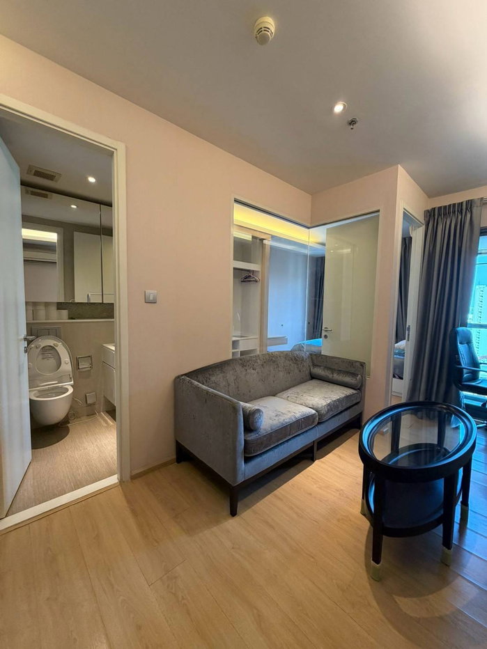รูป H Sukhumvit 43 ห้องสวย ราคาดี สอบถามเพิ่มเติมได้ที่ Line @condorental - รูปที่ 4/13