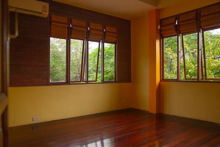 รูป ขายบ้านเดี่ยวสไตล์ Thai Contemporary ใจกลางอินทามระ (รัชดาภิเษก,ห้วยขวาง)
- รูปที่ 20/33