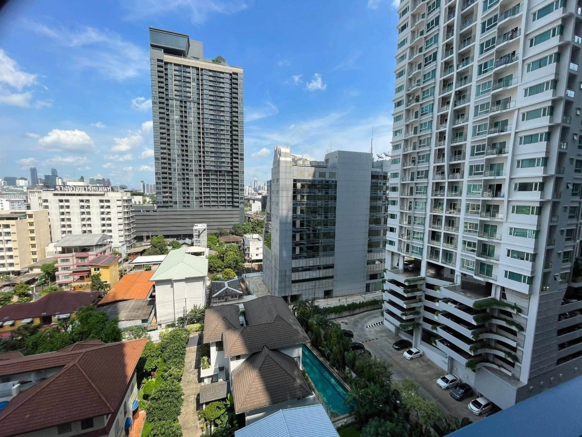 picture R1064/[For Rent] XT Phayathai | Rare Special Floor with Draped Gardens on Both Sides - 3/23