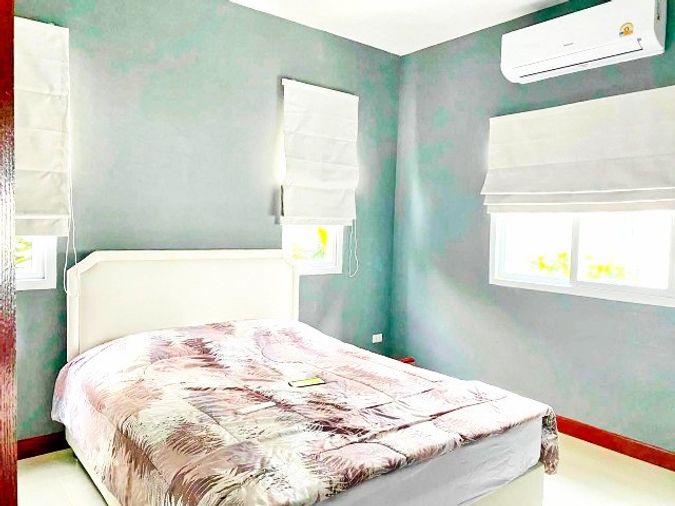 3-bed townhouse for rent, 140 sqm, 21 sq wah, Khlong Sam Wa