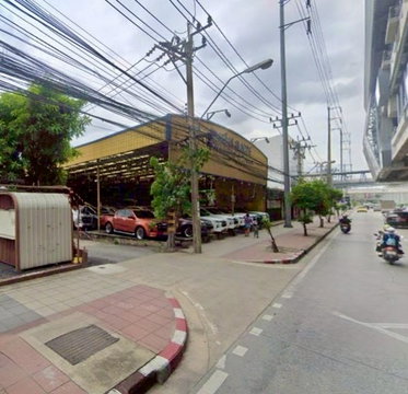 ขายที่ดินติดศรีนครินทร์ ใกล้รถไฟฟ้าสายสีเหลือง 50 ม. เหมาะพัฒนาคอนโด ออฟฟิศ โรงแรม (N.2204)