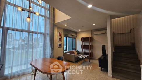 คอนโด 2 ห้องนอน The Crest Sukhumvit 34 ใกล้ BTS ทองหล่อ 200 ม. (ID 2811334)