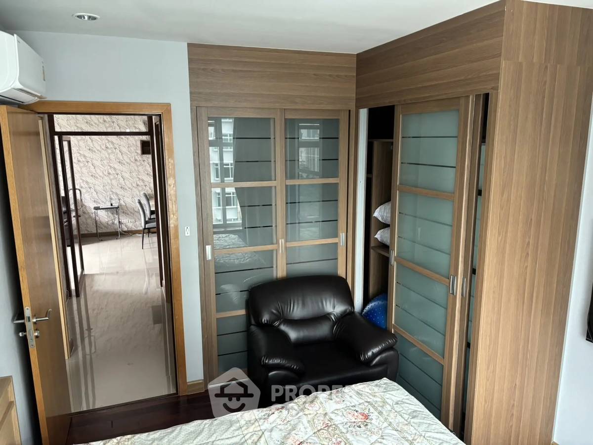 รูป ชั้น 25 คอนโด 2 ห้องนอน Circle Condominium ใกล้ MRT เพชรบุรี (ID 2447936) - รูปที่ 3/8