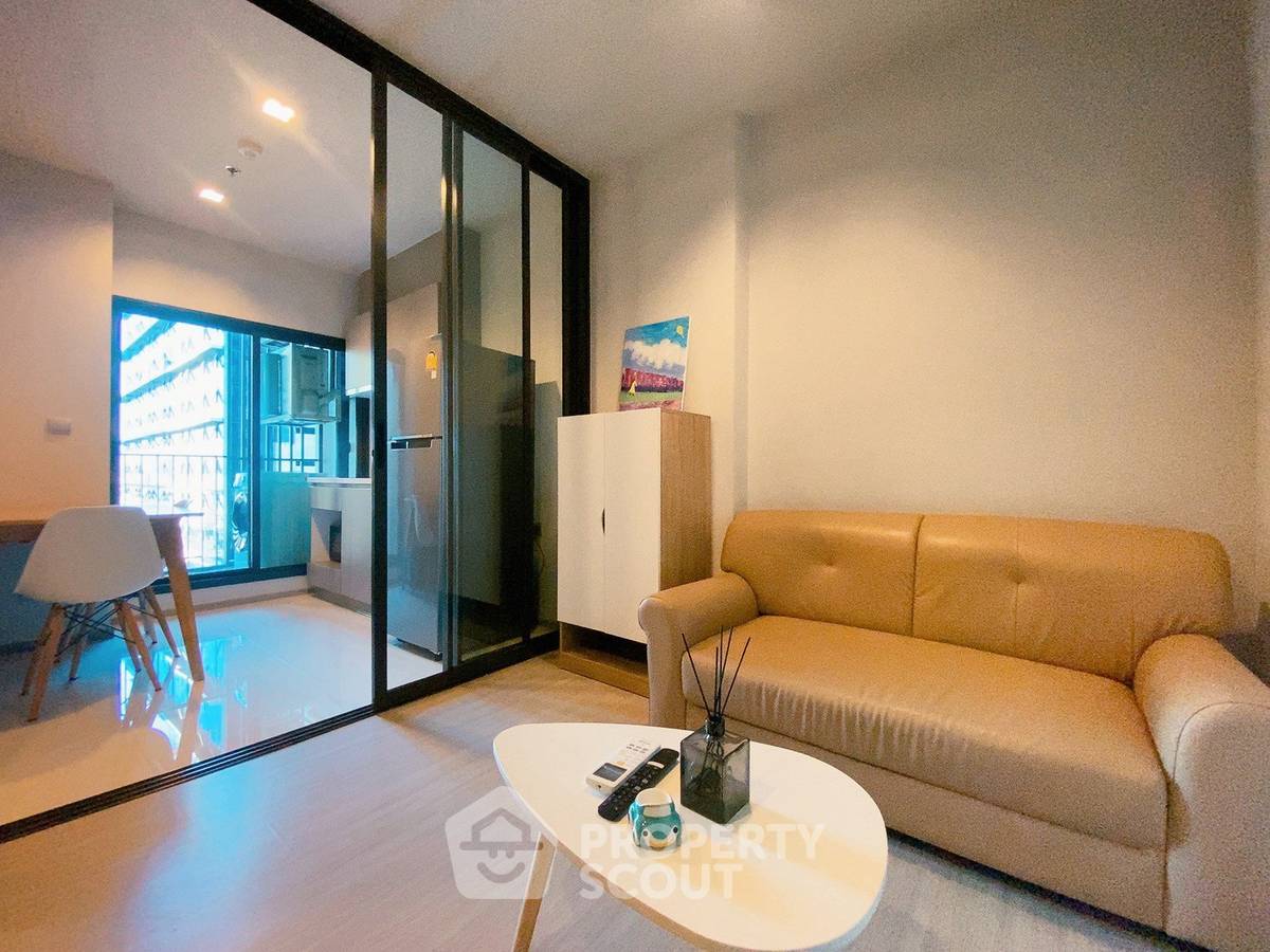 picture 16th-Floor 1-BR At Life Asoke - Rama 9 Near MRT Phra Ram 9 (ID 3171026) - 2/8