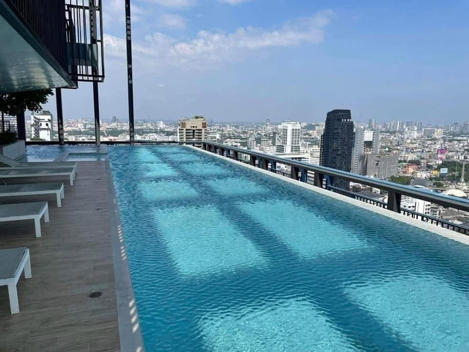 picture R1064/[For Rent] XT Phayathai | Rare Special Floor with Draped Gardens on Both Sides - 15/23