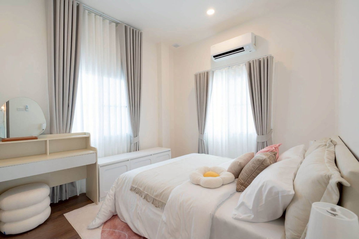 picture 🏡✨ 4-Bedroom Detached House for Rent – Spacious Home with Clubhouse & Swimming Pool ✨ - 12/20