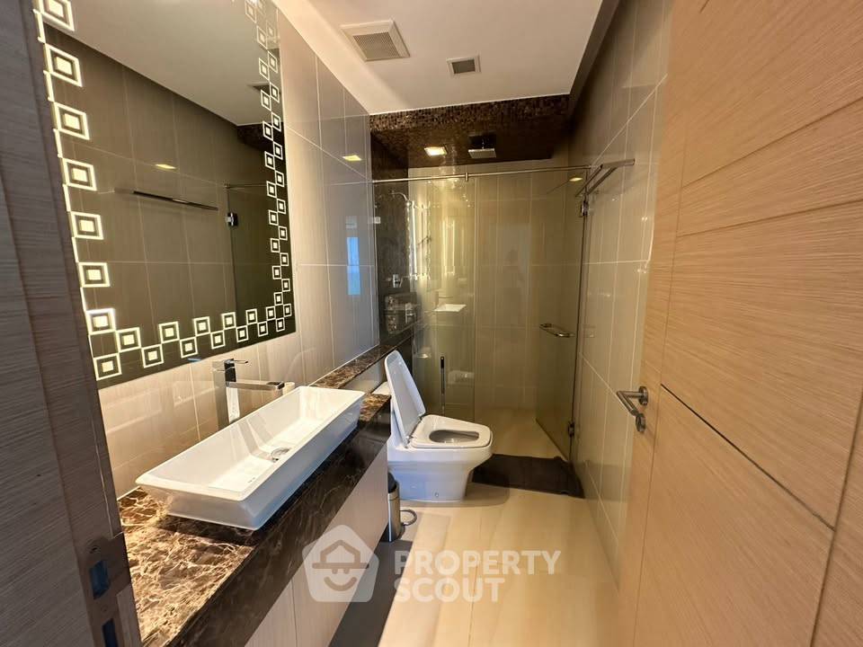 picture 29th-Floor 2-BR At Modus Beachfront Condominium Wongamat (ID 3169594) - 22/23