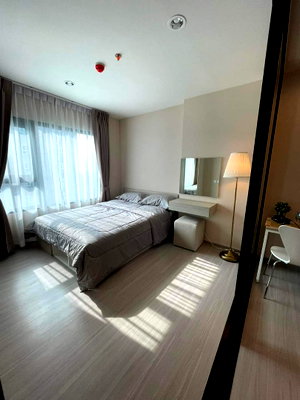 คอนโดให้เช่า : 🏙️✨ FOR RENT: Aspire Erawan Prime  📩 Interested in this room? Screenshot or copy the link and send us via Line for more details & room viewing.  