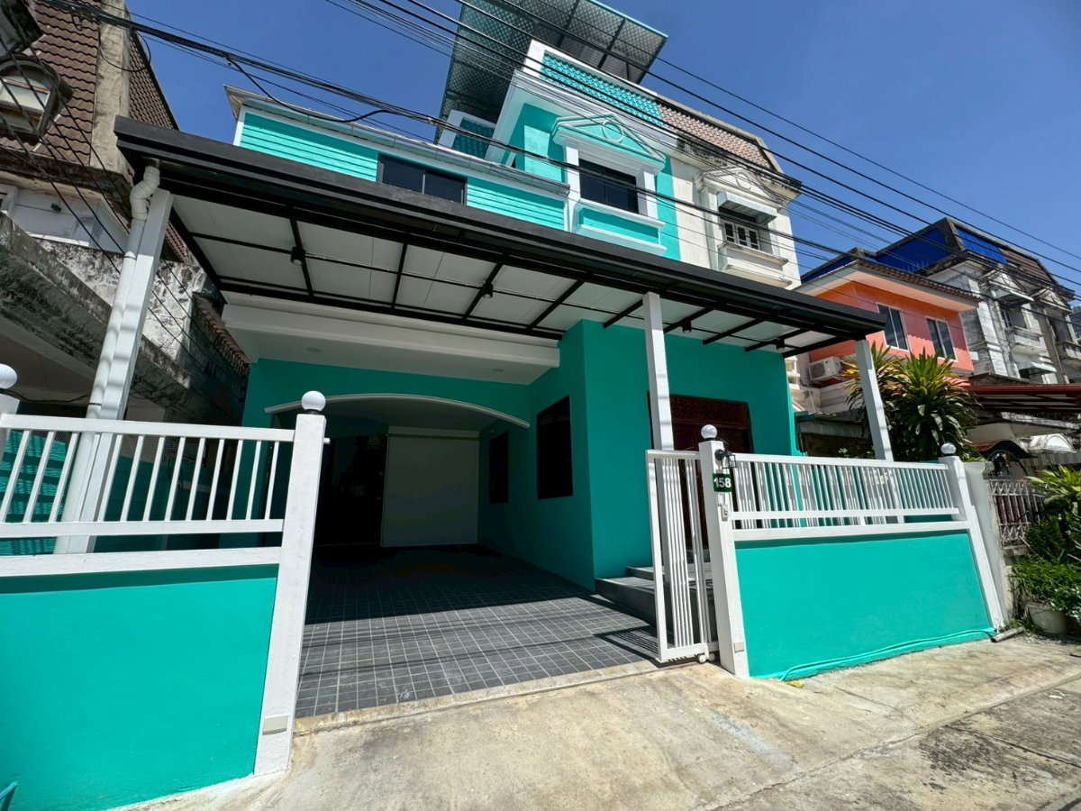 ให้เช่าบ้าน ซอยศรีนครินทร์ 24 **ราคาพิเศษขนาด 300 ตร.ม.**  2198