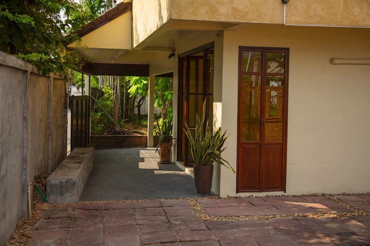 รูป ขายบ้านเดี่ยวสไตล์ Thai Contemporary ใจกลางอินทามระ (รัชดาภิเษก,ห้วยขวาง)
- รูปที่ 2/33