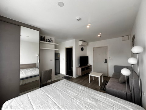 คอนโดให้เช่า ที่ Elio Sathorn - Wutthakat (เอลลิโอ สาทร - วุฒากาศ)