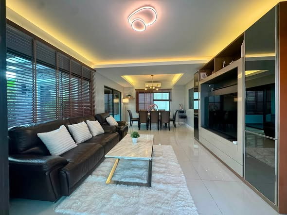 รูป บ้านเดี่ยวติดเมกะบางนา 4ห้องนอนถูกที่สุดในซอยบางแก้ว บ้านพร้อมเข้าอยู่ สไตล์cozy luxury สนามหญ้ากว้าง ไม้ใหญ่ร่มรื่น - รูปที่ 12/13