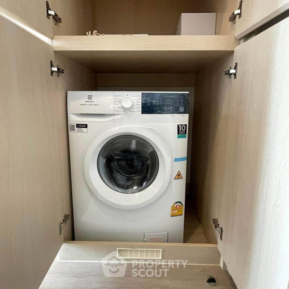 picture 35th-Floor 1-BR Condo At Noble State 39 Near BTS Phrom Phong (ID 3169701) - 7/13