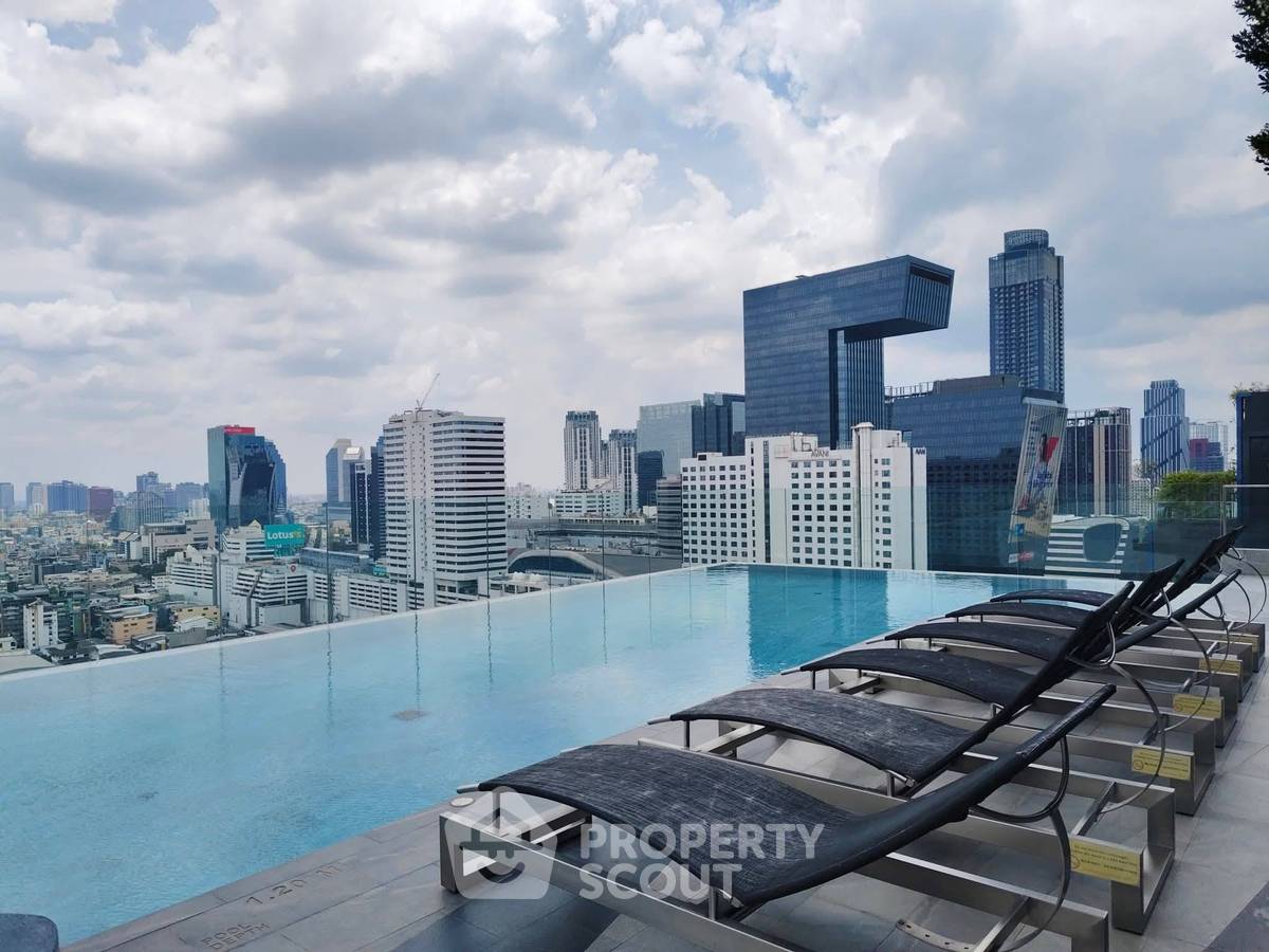 รูป คอนโด 1 ห้องนอน KnightsBridge Space Rama 9 ใกล้ MRT พระราม 9 (ID 3171343) - รูปที่ 2/15