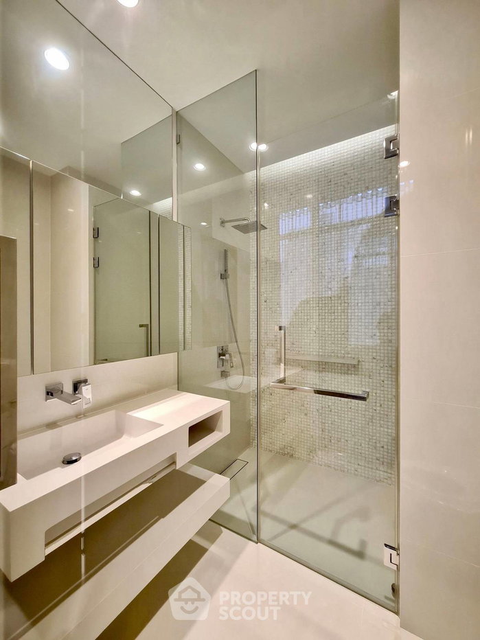 รูป ห่าง BTS พร้อมพงษ์ 100 เมตร | 2 ห้องนอน Vittorio Sukhumvit 39 (ID 3171046) - รูปที่ 11/18
