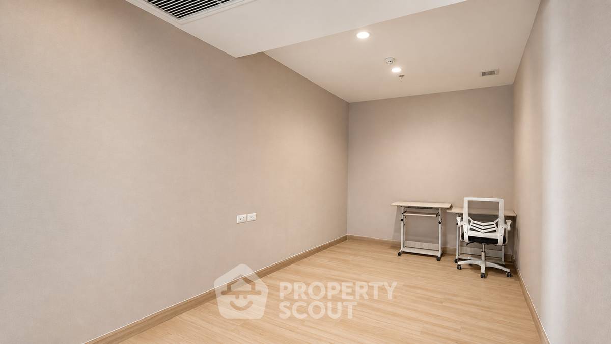 picture Spacious 3-BR 147 Sqm At Supalai Riva Grande, Phra Ram 3 (ID 3169530) - 8/10