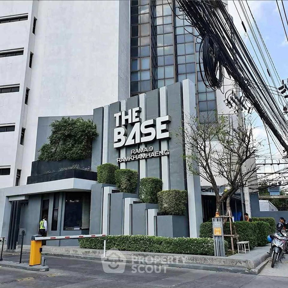 รูป ขายคอนโด 2 ห้องนอน The Base Urban Rama9 ใกล้ MRT พระราม 9 (ID 3171172) - รูปที่ 1/13