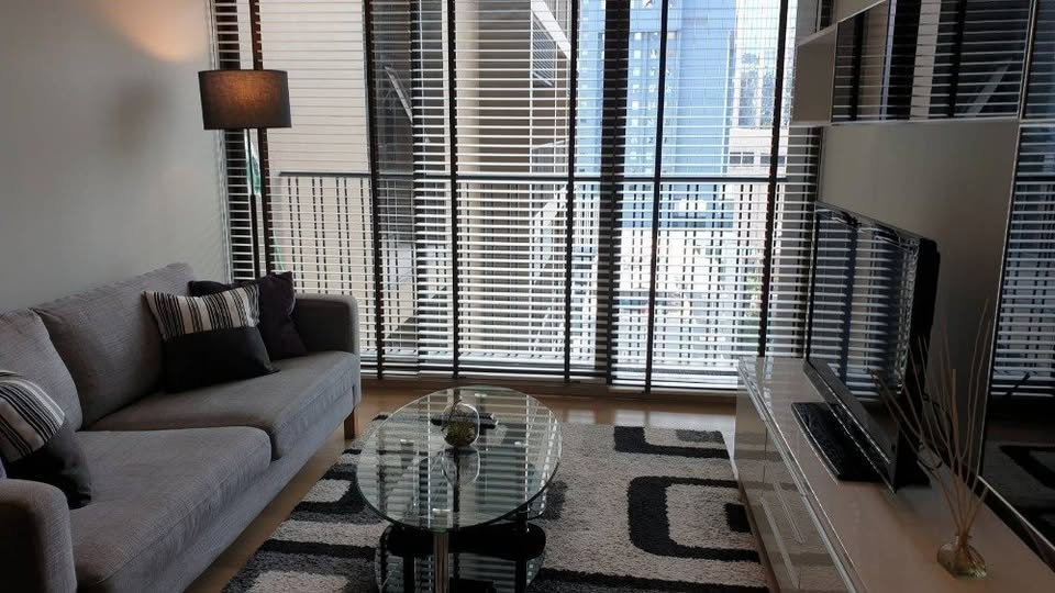 picture 🔥 For Sale – Noble Refine Sukhumvit 26 | Spacious Unit | Prime Sukhumvit Location - 5/8