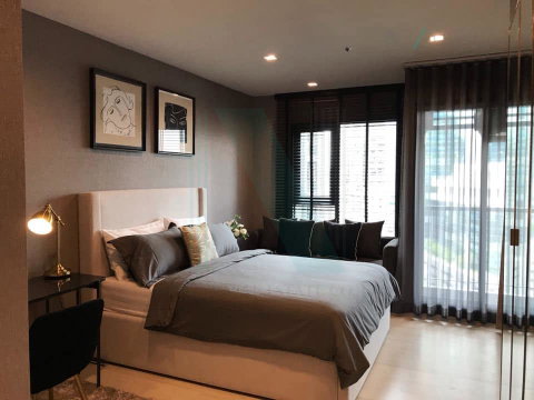 ให้เช่าคอนโด ไลฟ์ วัน ไวเลส อาคาร 1 ชั้น 19 สตูดิโอ ขนาด 28 ตรม ใกล้ Central ชิดลม