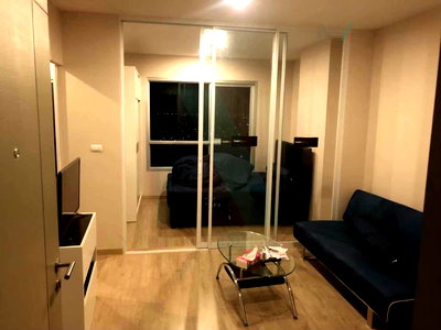 Condos for rent : For Rent Condo THE TEMPO GRAND SATHORN - WUTTHAKAT Building A, Floor 19,1 bed room, Room size 31 sqm