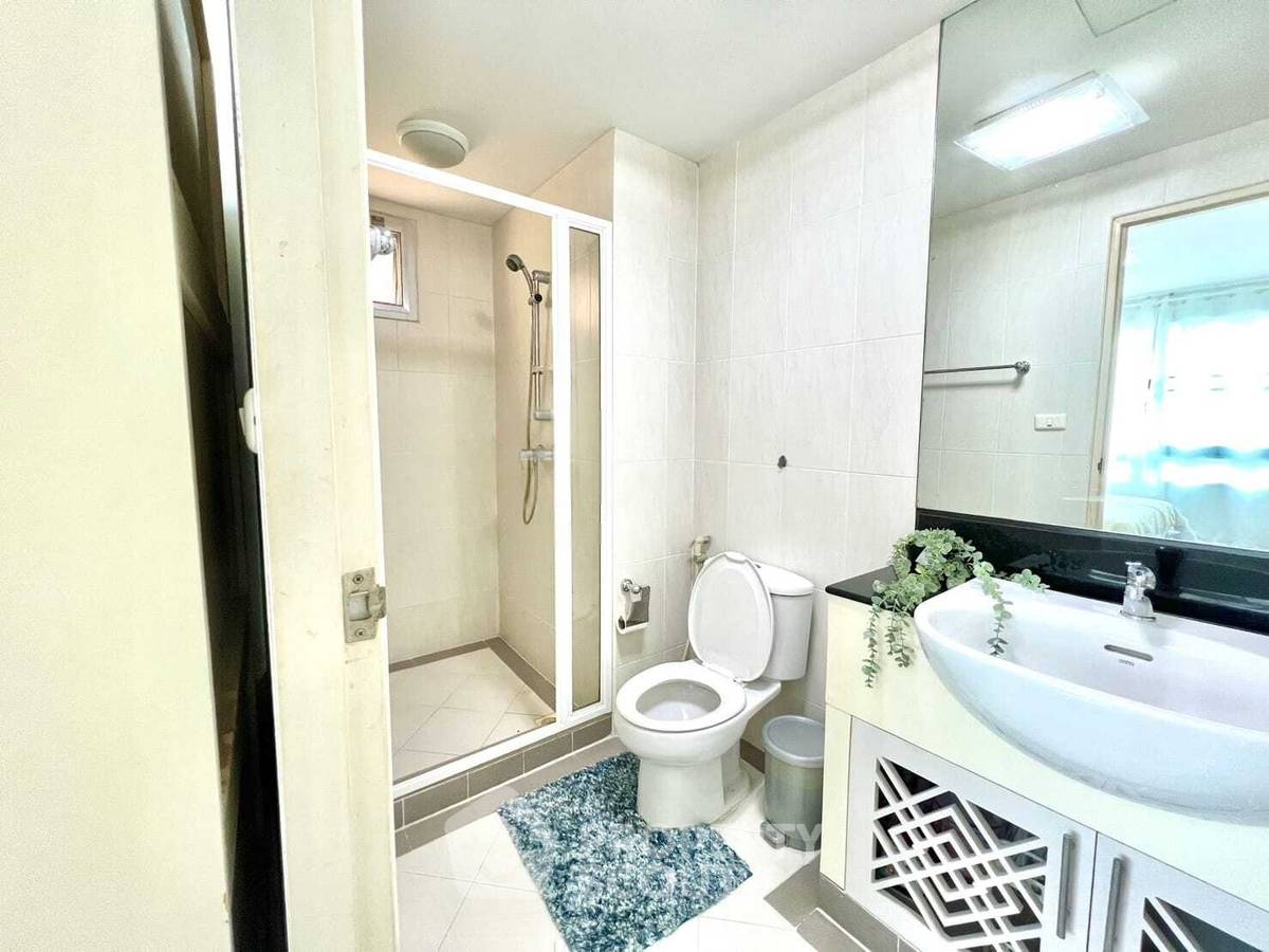 picture 1-BR 51 Sqm Condo At 49 Plus, BTS Phrom Phong (ID 2744188) - 9/12