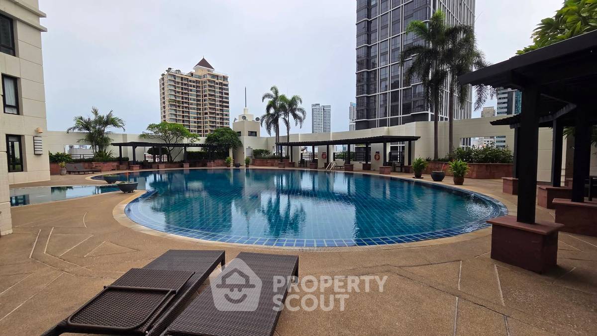 picture 96 Sqm 2-BR Condo At Baan Piya Sathorn Near MRT Silom (ID 3171150) - 13/14