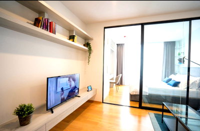 Condos for rent : Noble Revo                 Silom