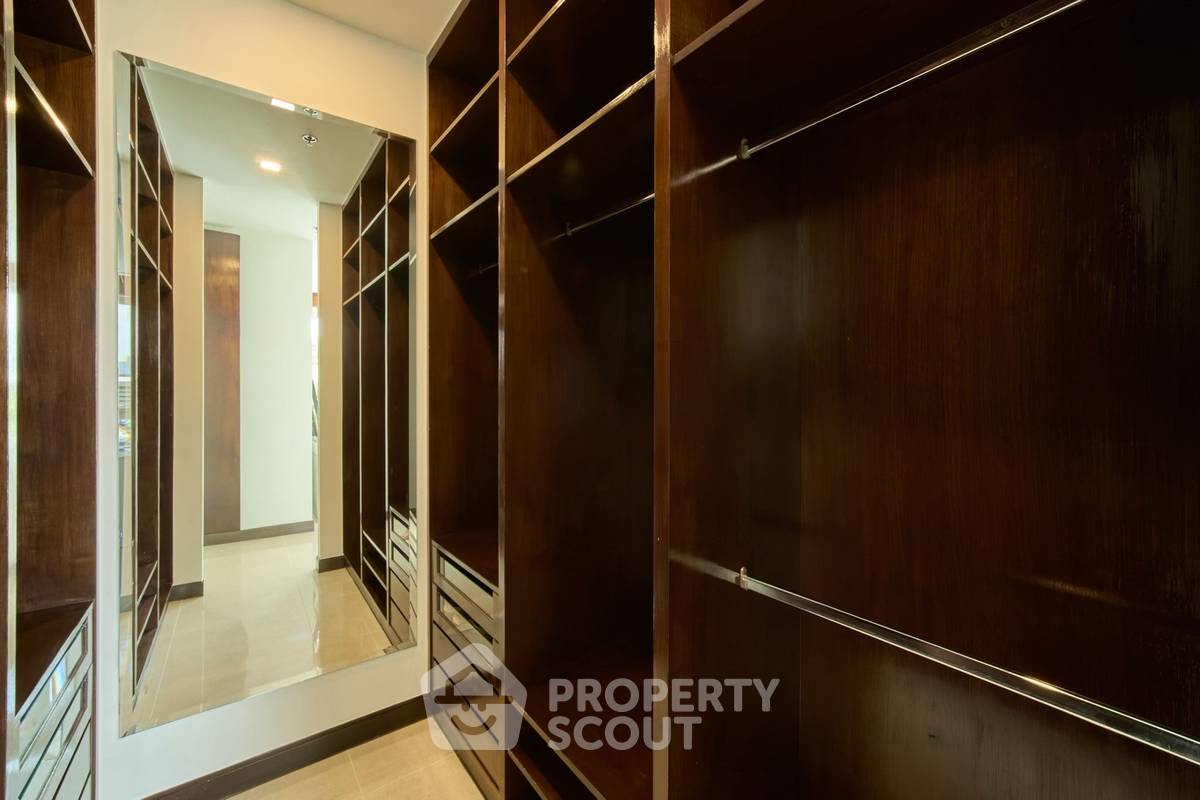 รูป ขายคอนโด 2 ห้องนอน The Lofts Yennakart ย่านช่องนนทรี (ID 3169874) - รูปที่ 38/44