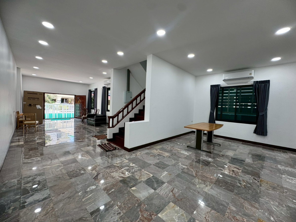 รูป ให้เช่าบ้าน ซอยศรีนครินทร์ 24 **ราคาพิเศษขนาด 300 ตร.ม.**  2198 - รูปที่ 5/13