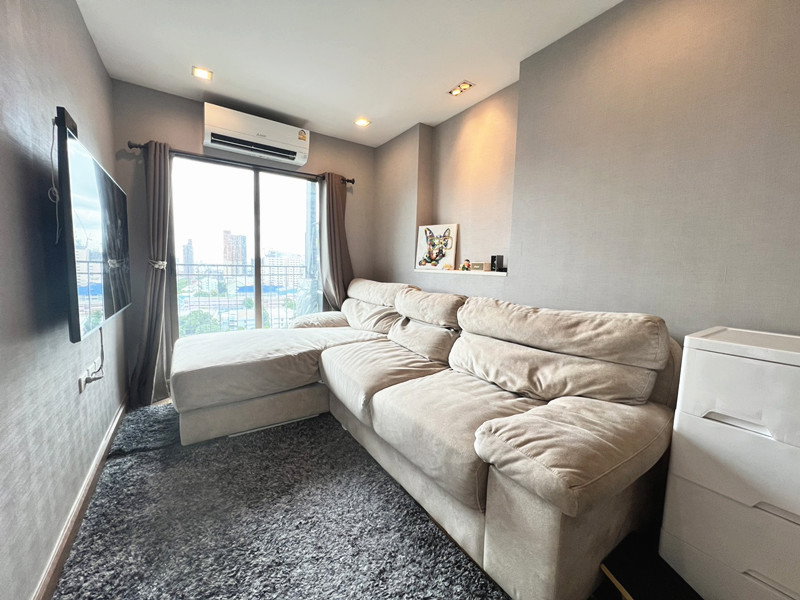 รูป ให้เช่าห้องสวย!! เฟอร์ครบ Casa Condo Asoke - Dindaeng คาซ่า คอนโด อโศก - ดินแดง 30 ตร.ม. ชั้น 19 ทำเลดี หิ้วกระเป๋าเข้าอยู่ได้เลย - รูปที่ 3/11