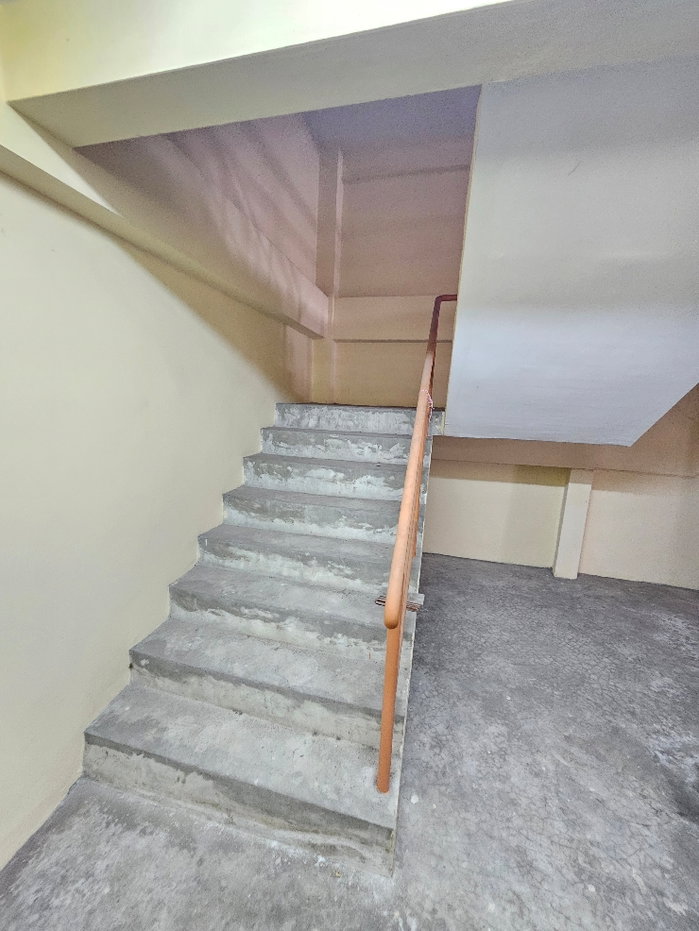picture Commercial Building Sukhumvit 62 Soi 7 - 3/18