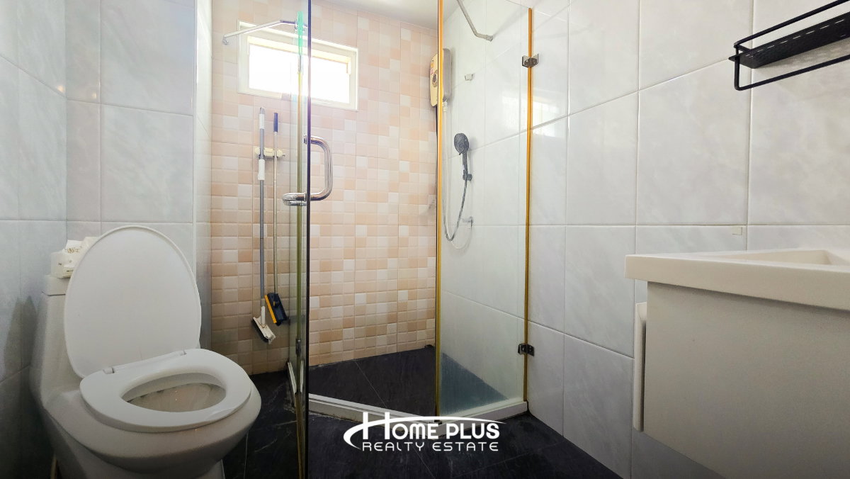 picture 🏢 Renovated Condo for Sale – Phraya Phirom Regent Taksin–Sathorn - 8/17