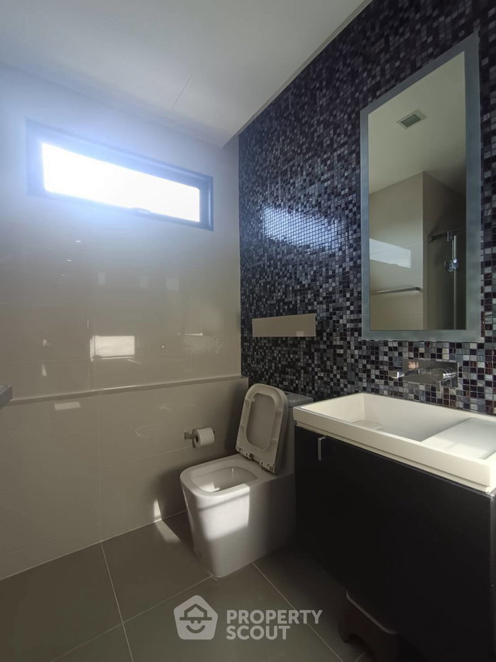 รูป คอนโด 2 ห้องนอน ชั้น 18 The Room Sathorn - St. Louis ใกล้ BTS สุรศักดิ์ (ID 3171055) - รูปที่ 19/20